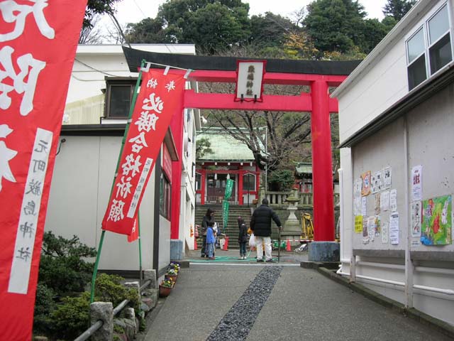 08
